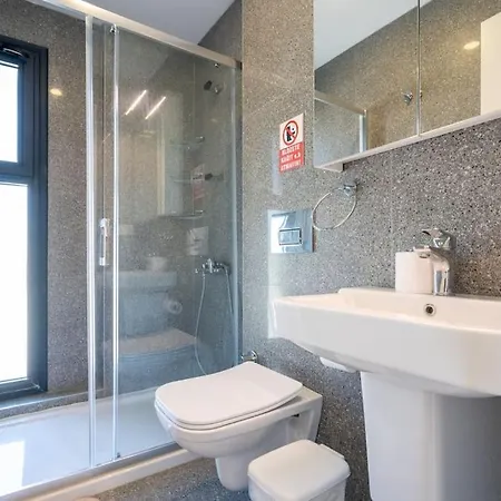 빌라 Cesme'de Plajlara Yakin, Ozel Havuzlu Villa-awz110 *